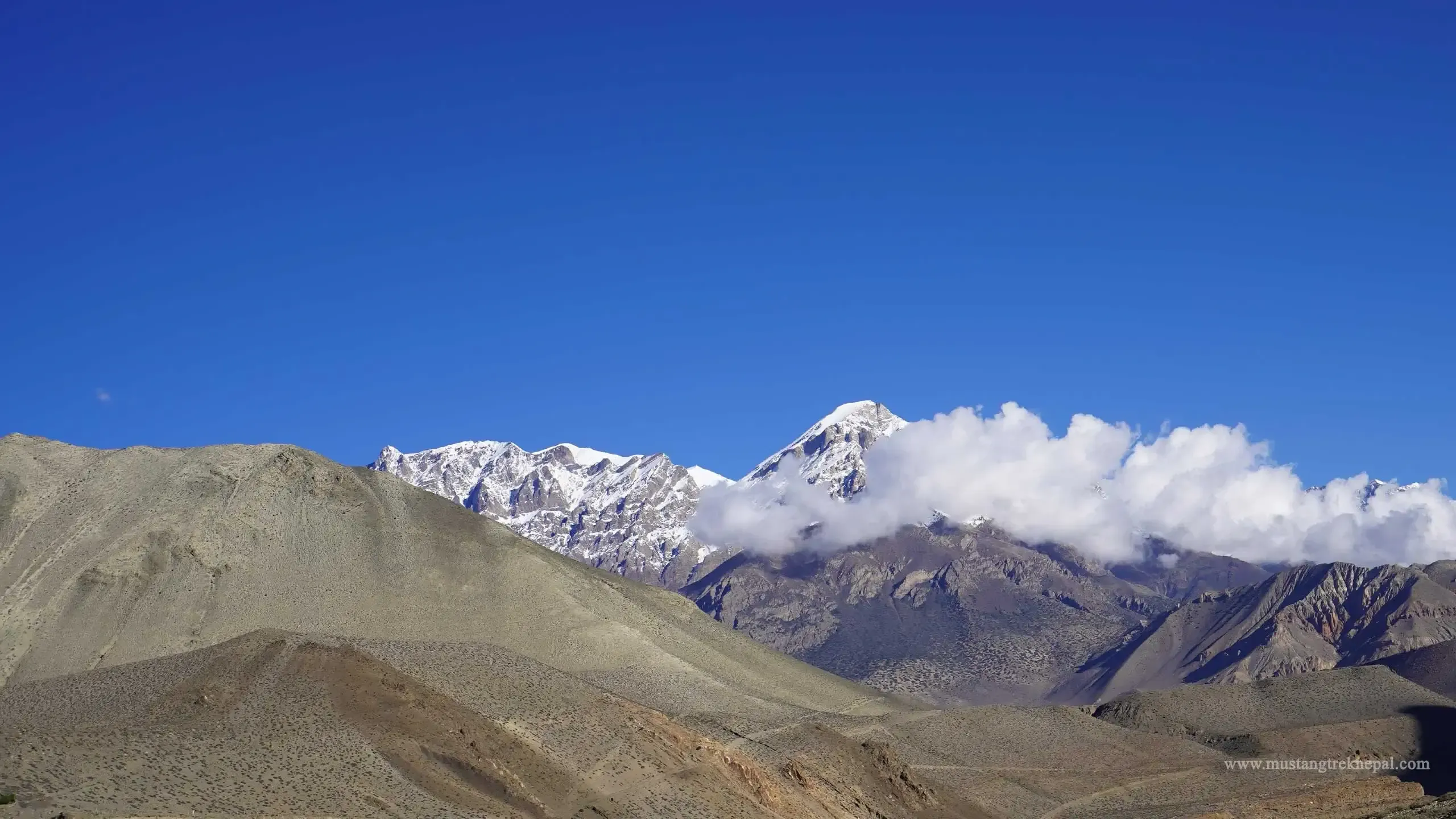 Mustang to Upper Dolpo tour by jeep